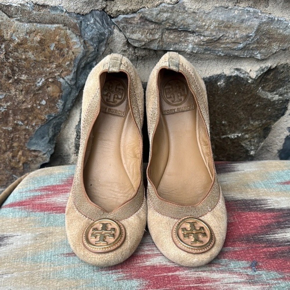 Tory Burch Caroline 2 Suede Ballet Flats in Gold Clay Beige Size 5M